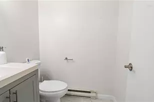 200 Post Rd, Warwick, RI 02888 - Photo 7
