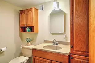 53 Royer St, Cranston, RI 02920 - Photo 27