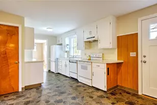 53 Royer St, Cranston, RI 02920 - Photo 7