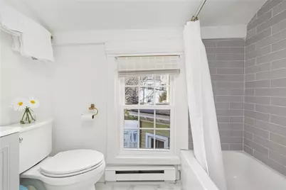 17 Old Beach Road, Newport, RI 02840 - Photo 35