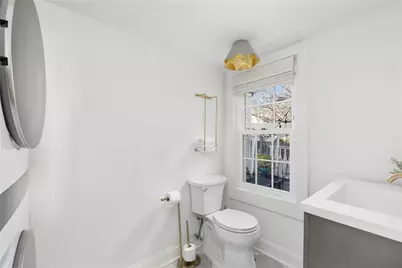 17 Old Beach Road, Newport, RI 02840 - Photo 19