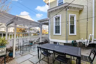 17 Old Beach Rd, Newport, RI 02840 - Photo 37