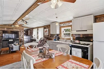 225 Brayton Road, Tiverton, RI 02878 - Photo 9