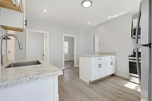 20 De Soto St, Providence, RI 02909 - Photo 9