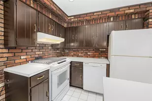 99 Woodland St, Lincoln, RI 02865 - Photo 7