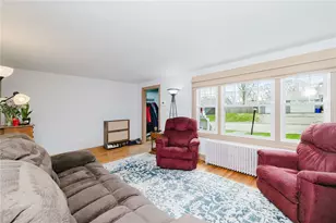 72 Beardsworth Rd, Tiverton, RI 02878 - Photo 11