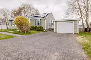 72 Beardsworth Rd, Tiverton, RI 02878 - Photo 3