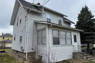 31 Denver Ave, Cranston, RI 02905 - Photo 3