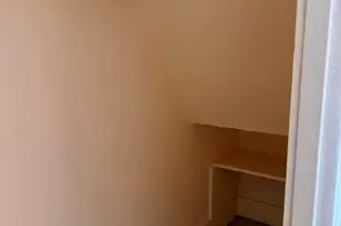 31 Potters St, Pawtucket, RI 02860 - Photo 23