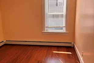 31 Potters St, Pawtucket, RI 02860 - Photo 11