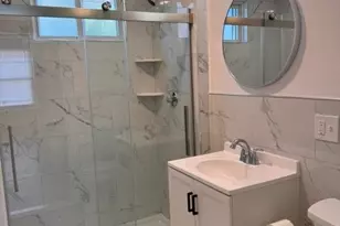 31 Potters St, Pawtucket, RI 02860 - Photo 9