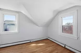 34 Savings St, Providence, RI 02907 - Photo 21