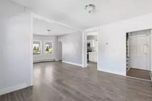 34 Savings St, Providence, RI 02907 - Photo 5