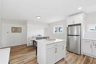 12 Union St, Warren, RI 02885 - Photo 7