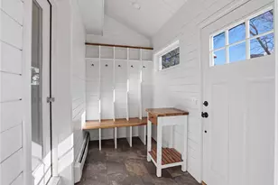 18 Loring Rd, Bristol, RI 02809 - Photo 7
