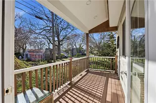 18 Loring Rd, Bristol, RI 02809 - Photo 5