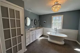 150 Woodbridge Dr, East Greenwich, RI 02818 - Photo 11