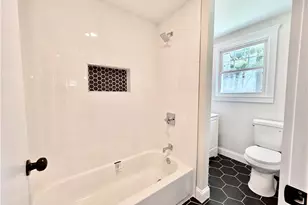 8 Wolf Hill Rd, Smithfield, RI 02917 - Photo 15