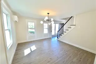 8 Wolf Hill Rd, Smithfield, RI 02917 - Photo 17