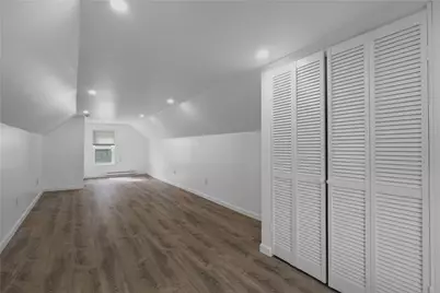 147 Warren Avenue, Pawtucket, RI 02860 - Photo 17