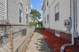 147 Warren Ave, Pawtucket, RI 02860 - Photo 31