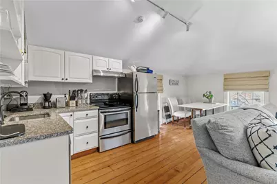 20 Berkeley Avenue #5, Newport, RI 02840 - Photo 7