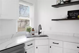 292 Sowams Rd, Barrington, RI 02806 - Photo 9