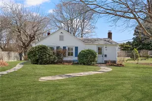 292 Boulevard, Middletown, RI 02842 - Photo 3