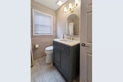 10 Brayton Avenue, East Providence, RI 02916 - Photo 13