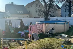 5 Washington Ave, Cranston, RI 02920 - Photo 5