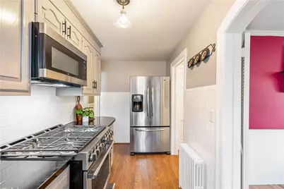 61 Bishop Avenue, East Providence, RI 02916 - Photo 19