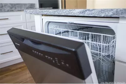 30 Preston Street #3, Providence, RI 02906 - Photo 9