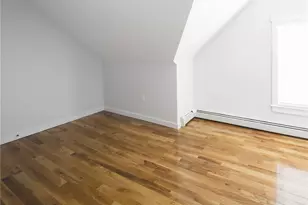 30 Preston St, Providence, RI 02906 - Photo 7