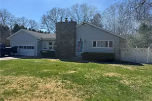 71 Crandall Rd, Tiverton, RI 02878 - Photo 3