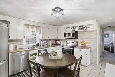 514 Killingly Street, Johnston, RI 02919 - Photo 3