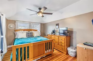 300 Farmington Ave, Cranston, RI 02920 - Photo 33