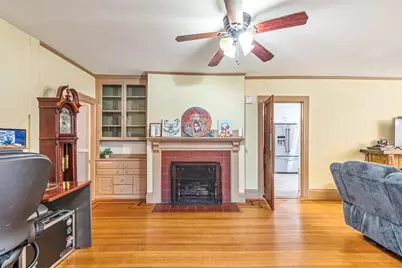 300 Farmington Avenue, Cranston, RI 02920 - Photo 9