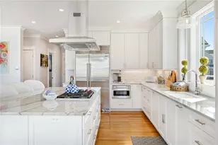 1048 Ocean Rd, Narragansett, RI 02882 - Photo 15