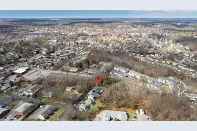 77 Woodlawn Avenue, North Providence, RI 02904 - Photo 41