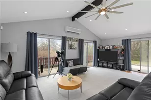 77 Woodlawn Ave, North Providence, RI 02904 - Photo 7