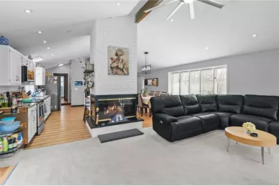 77 Woodlawn Avenue, North Providence, RI 02904 - Photo 9