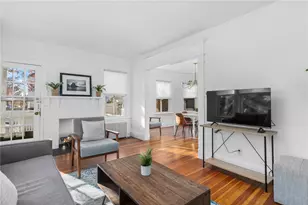 420 Wayland Ave, Providence, RI 02906 - Photo 9