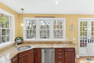 71 Norton Ave, Cranston, RI 02920 - Photo 23