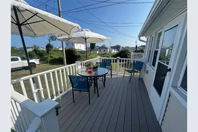 64 Burnside Avenue, Narragansett, RI 02882 - Photo 15