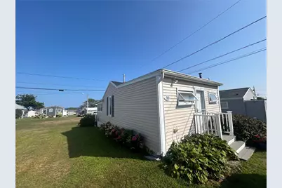 64 Burnside Avenue, Narragansett, RI 02882 - Photo 13