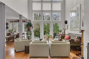 137 University Ave, Providence, RI 02906 - Photo 19