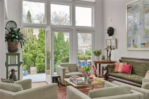 137 University Ave, Providence, RI 02906 - Photo 21