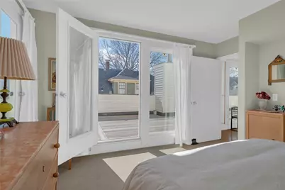 137 University Avenue, Providence, RI 02906 - Photo 37