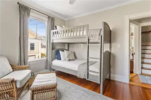 21 John St, Newport, RI 02840 - Photo 17