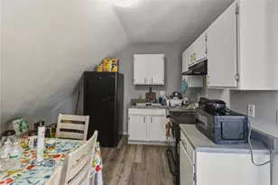 60 Hendricks St, Central Falls, RI 02863 - Photo 25